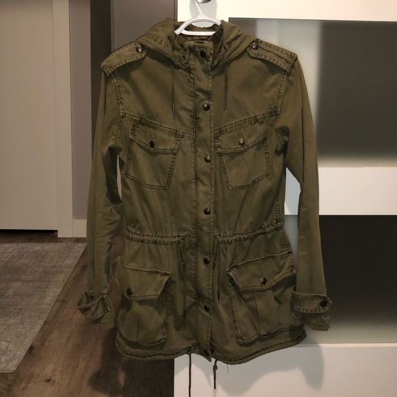 ARITZIA JACKET - Picture 4 of 6